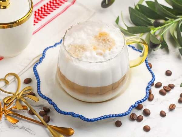 Ванильный латте: яркий утренний напиток с неповторимым вкусом