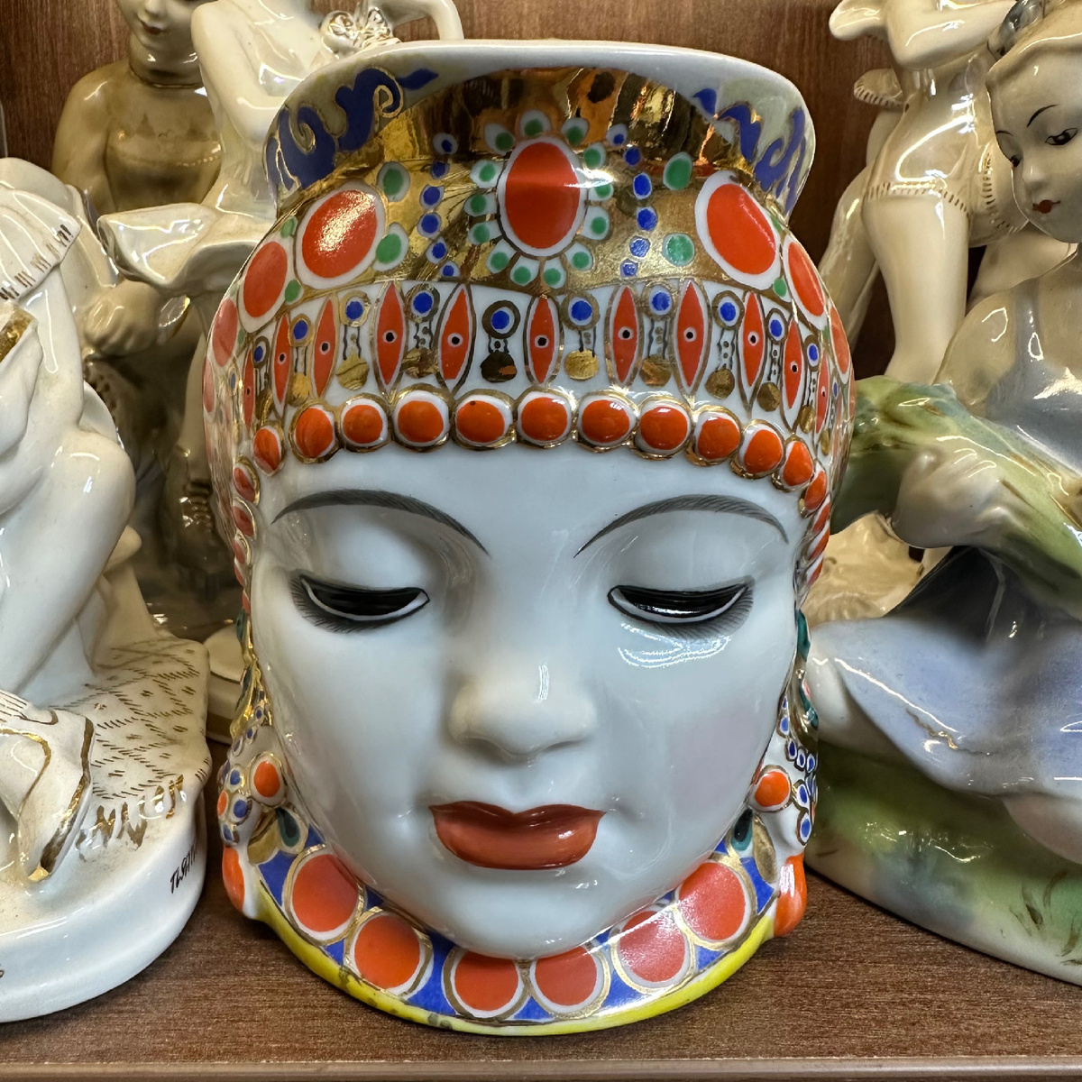 Уникальная кружка советской эпохи: искусство встречается с восточной культурой