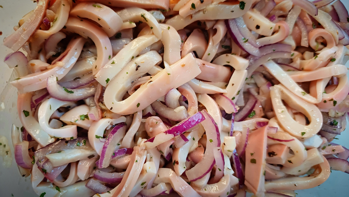 Пикантные кальмары: идеальная закуска для вашего стола