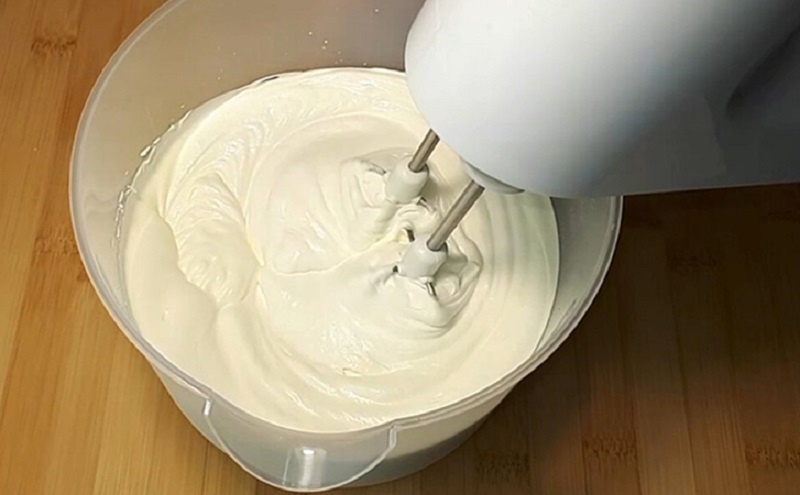 Как сделать сливки дома: просто, дешево и вкусно