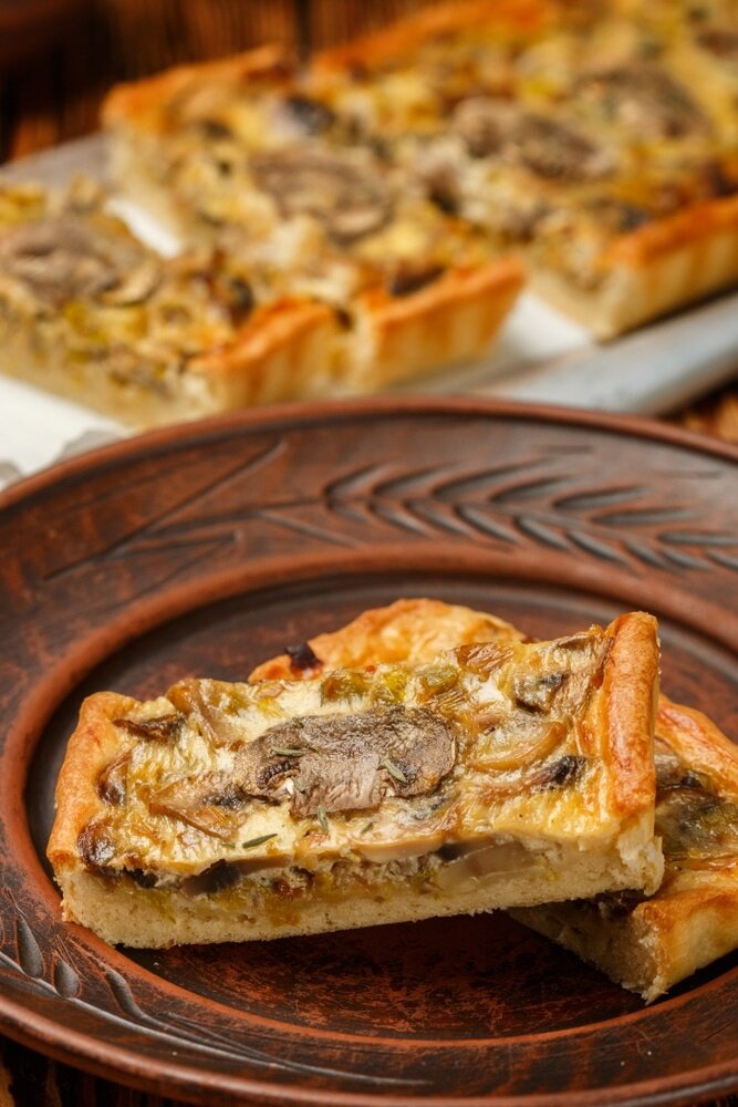 Нежный картофельный тарт с грибами для вашего стола