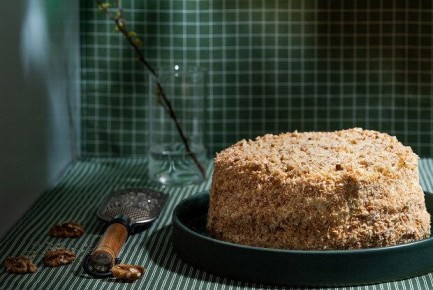 Непревзойденный торт с грецкими орехами и кокосовой стружкой