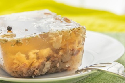 Заливное с индейкой: удивительное блюдо для праздников