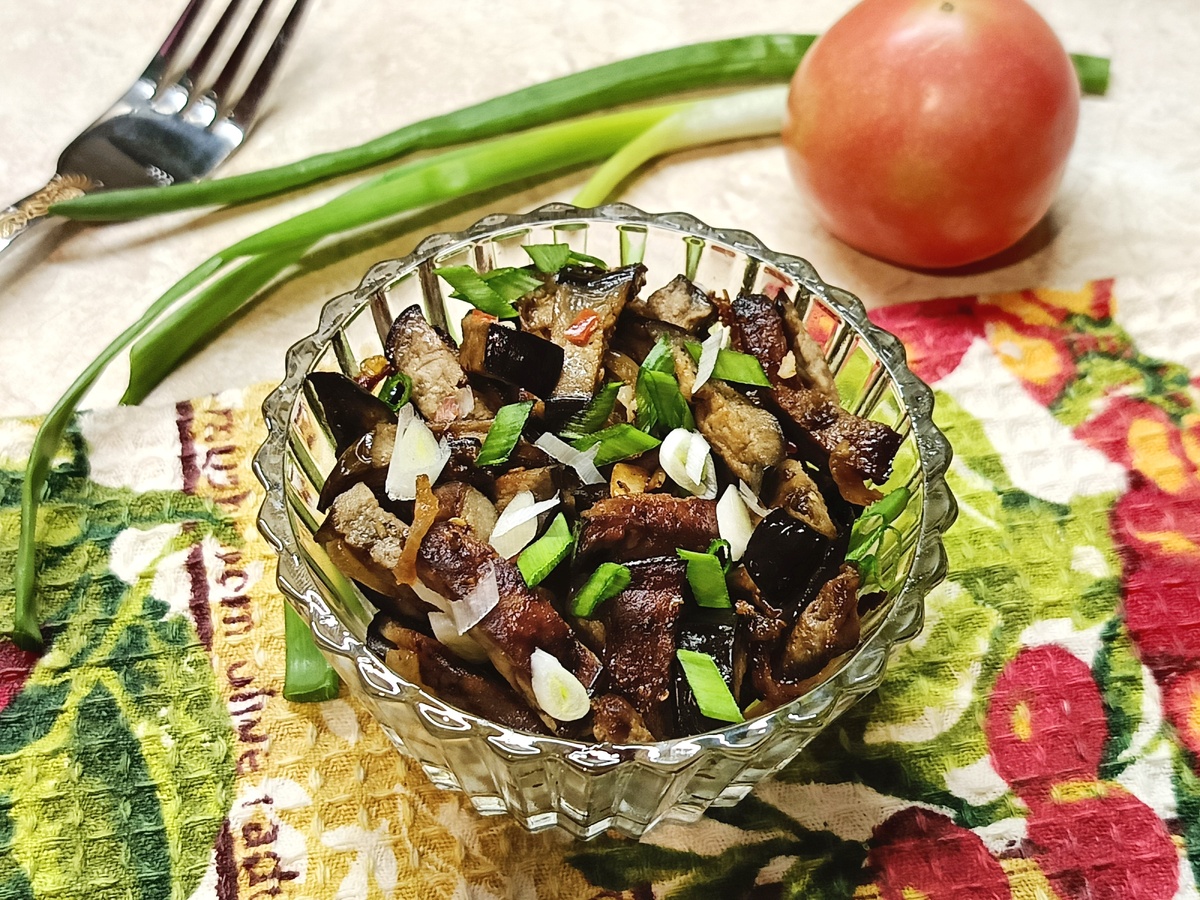 Попробуйте острые баклажаны: уникальная закуска, которая удивит всех