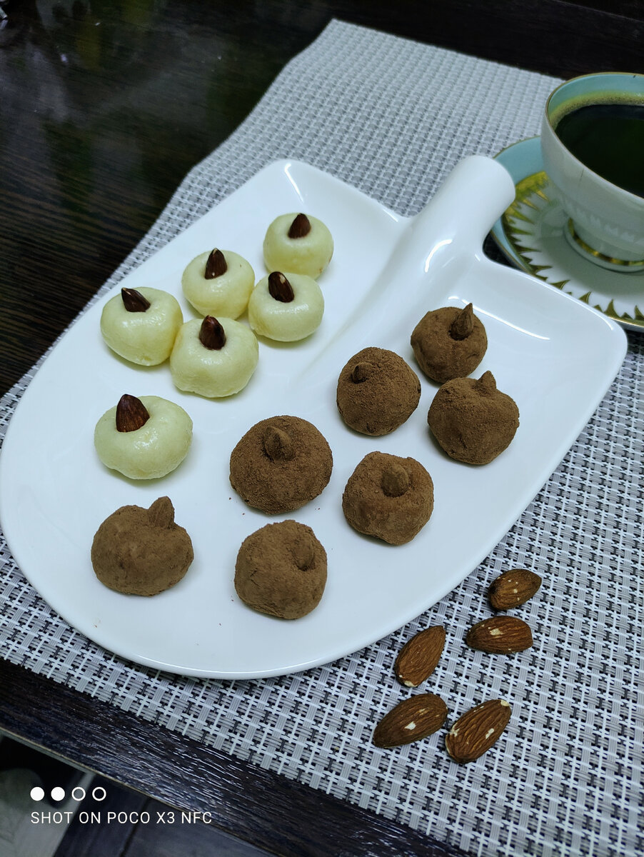 Наслаждайтесь вкусом кето конфет с миндалем