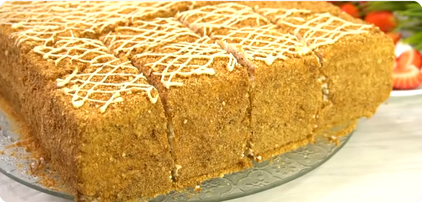 Как приготовить торт «Рыжик»: классический рецепт с черносливом