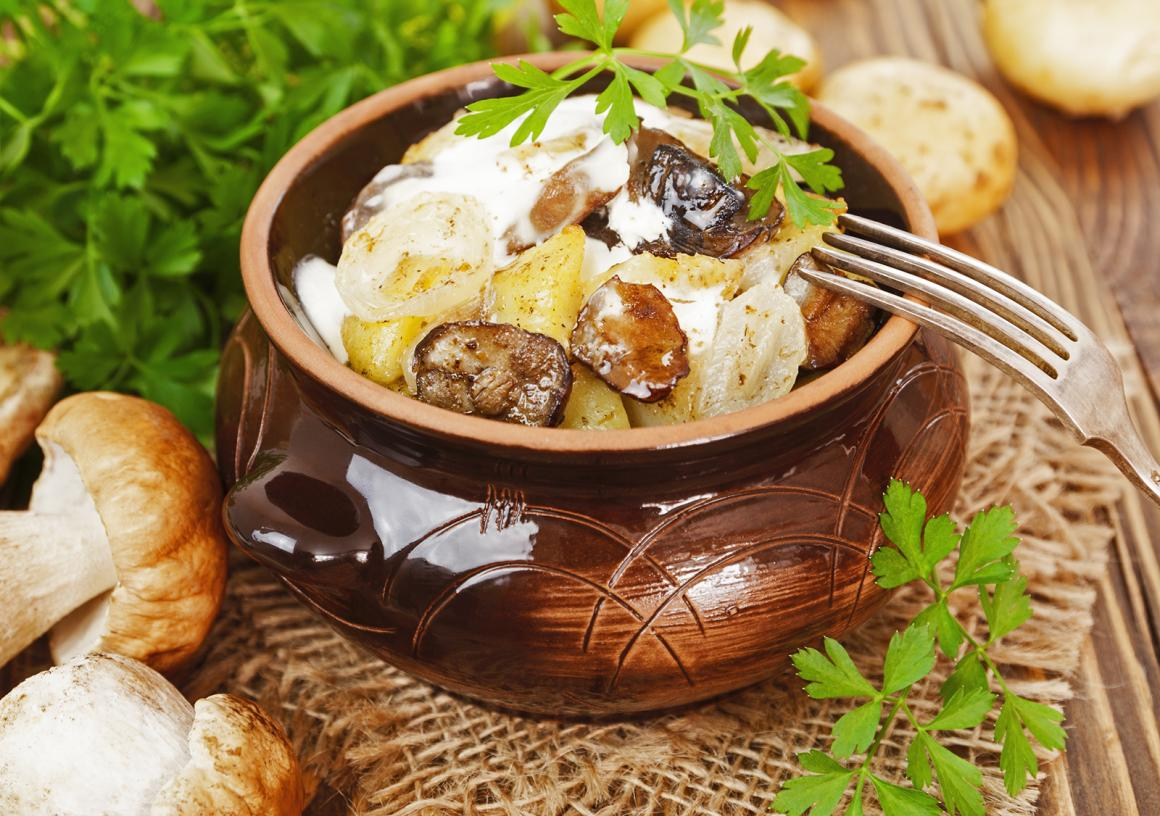 Комфортное жаркое с грибами в горшочках: раскройте секреты приготовления