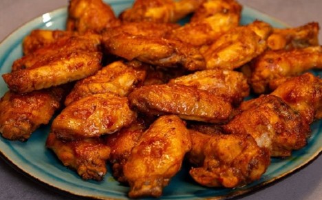 Как приготовить куриные крылышки в аджике: грузинская пикантность на вашей кухне