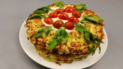 Летнее вдохновение: простое и аппетитное блюдо из кабачков и помидоров