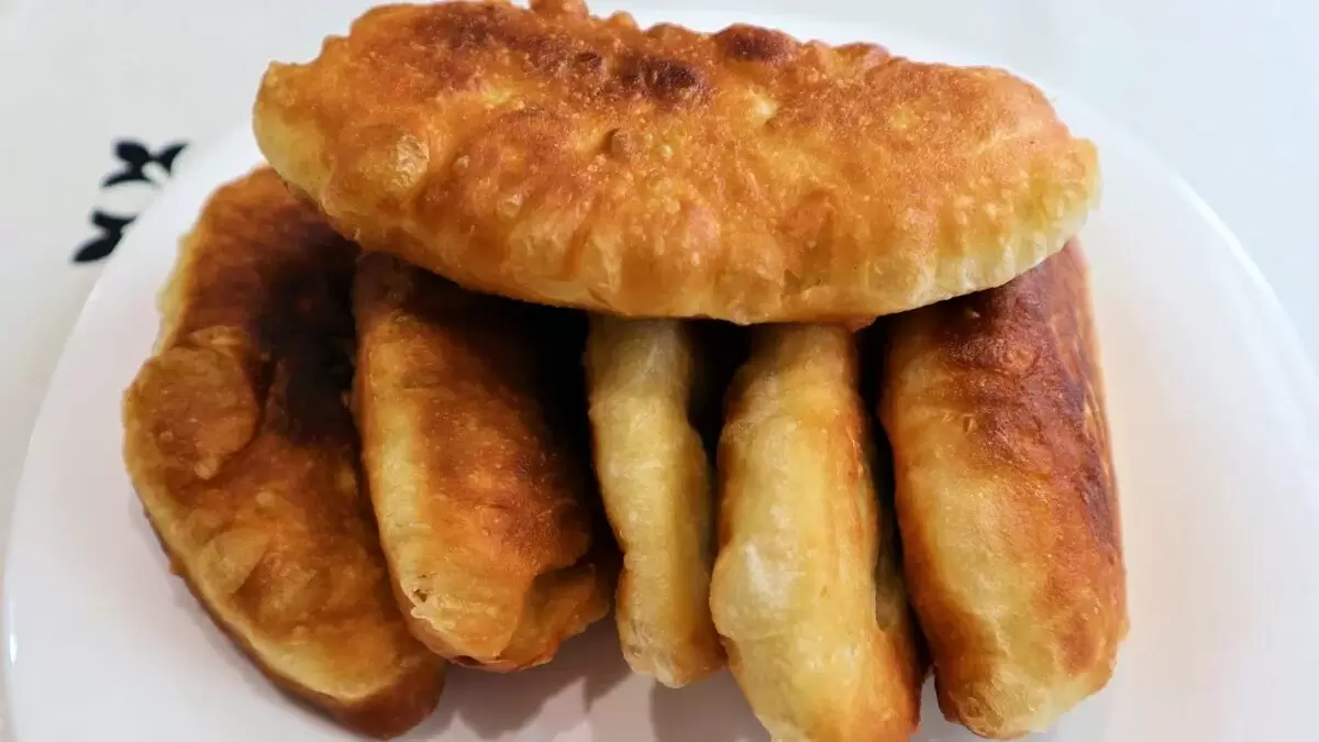 Секреты идеальных жареных пирожков: 5 потрясающих рецептов с разнообразными начинками