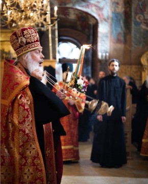 Трогательные моменты отдания Пасхи в службе о. Филофила