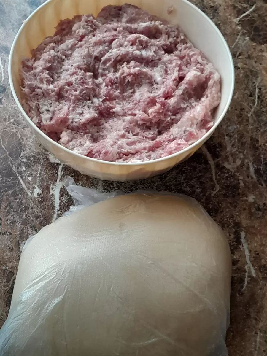 Секреты идеальных пельменей: как достичь сочного фарша и нежного теста