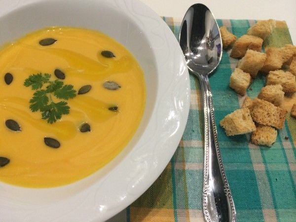 Теплые и легкие супы для осеннего уюта